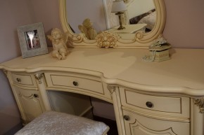 Туалетный стол + Зеркало Мона Лиза (крем) в Нижневартовске - niznevartovsk.mebel-74.com | фото